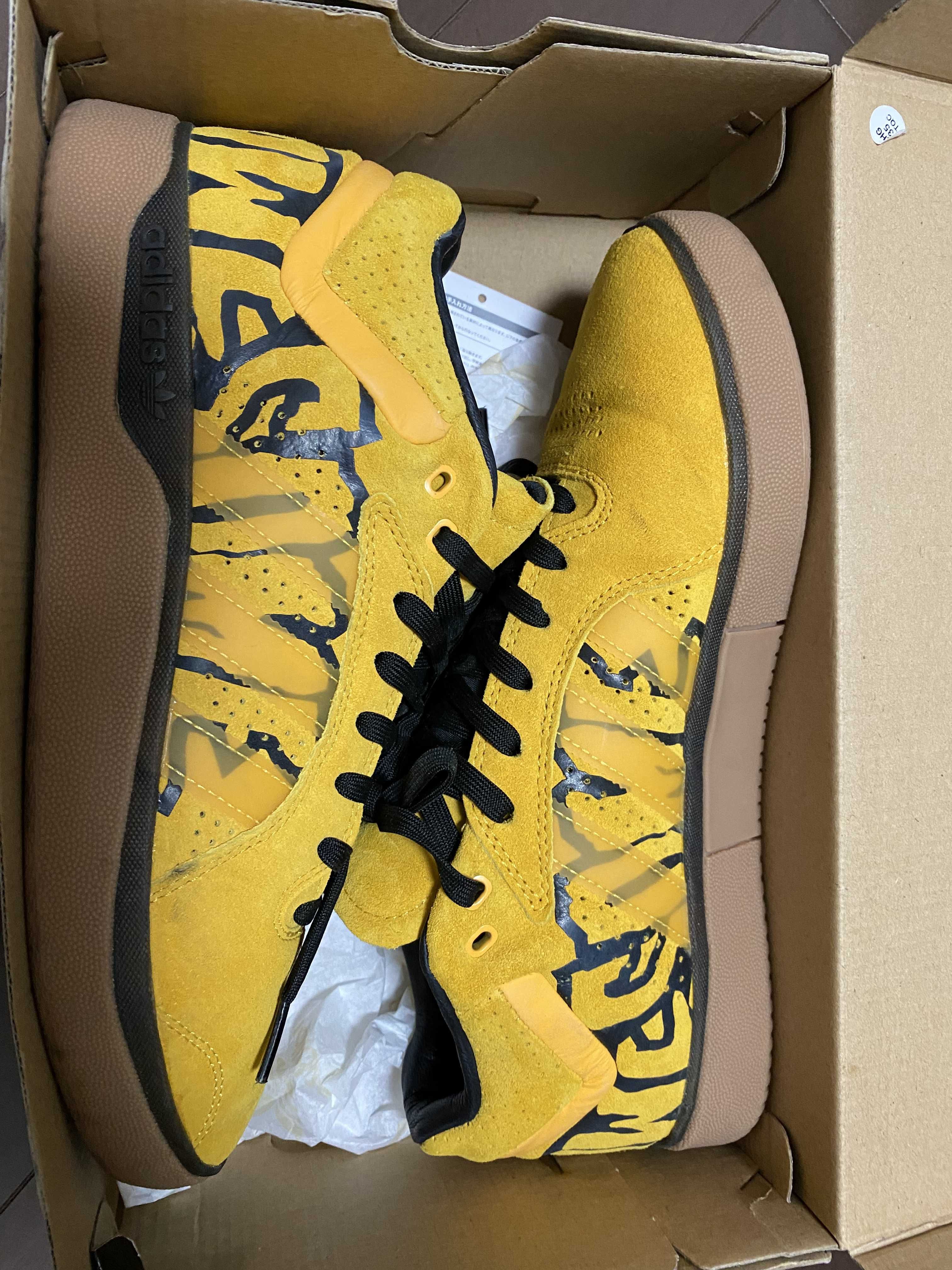 ファッキングオーサム × アディダス タイショーン "ブラック/マスタード"