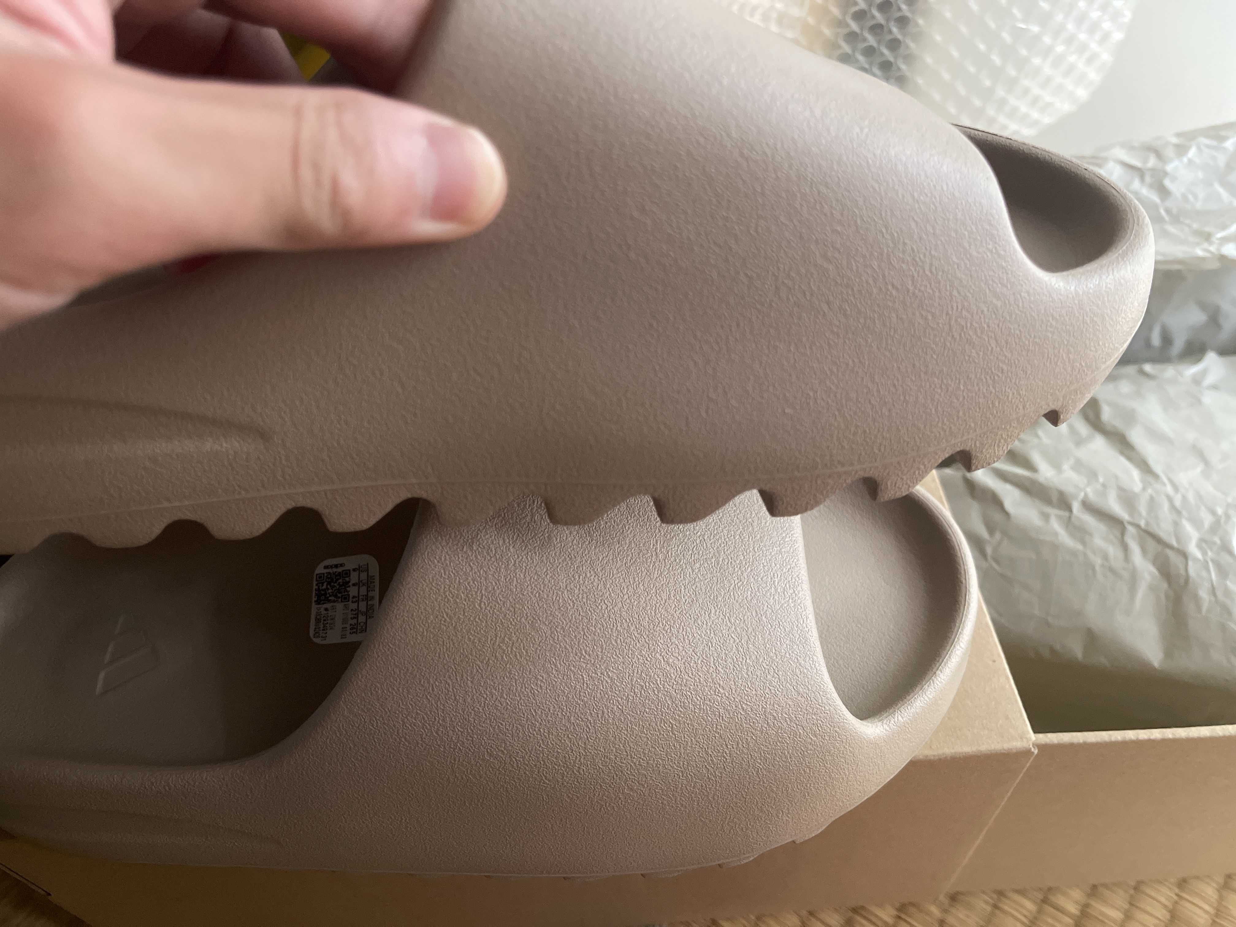 adidas YEEZY Slide "Pure" (GW1934)