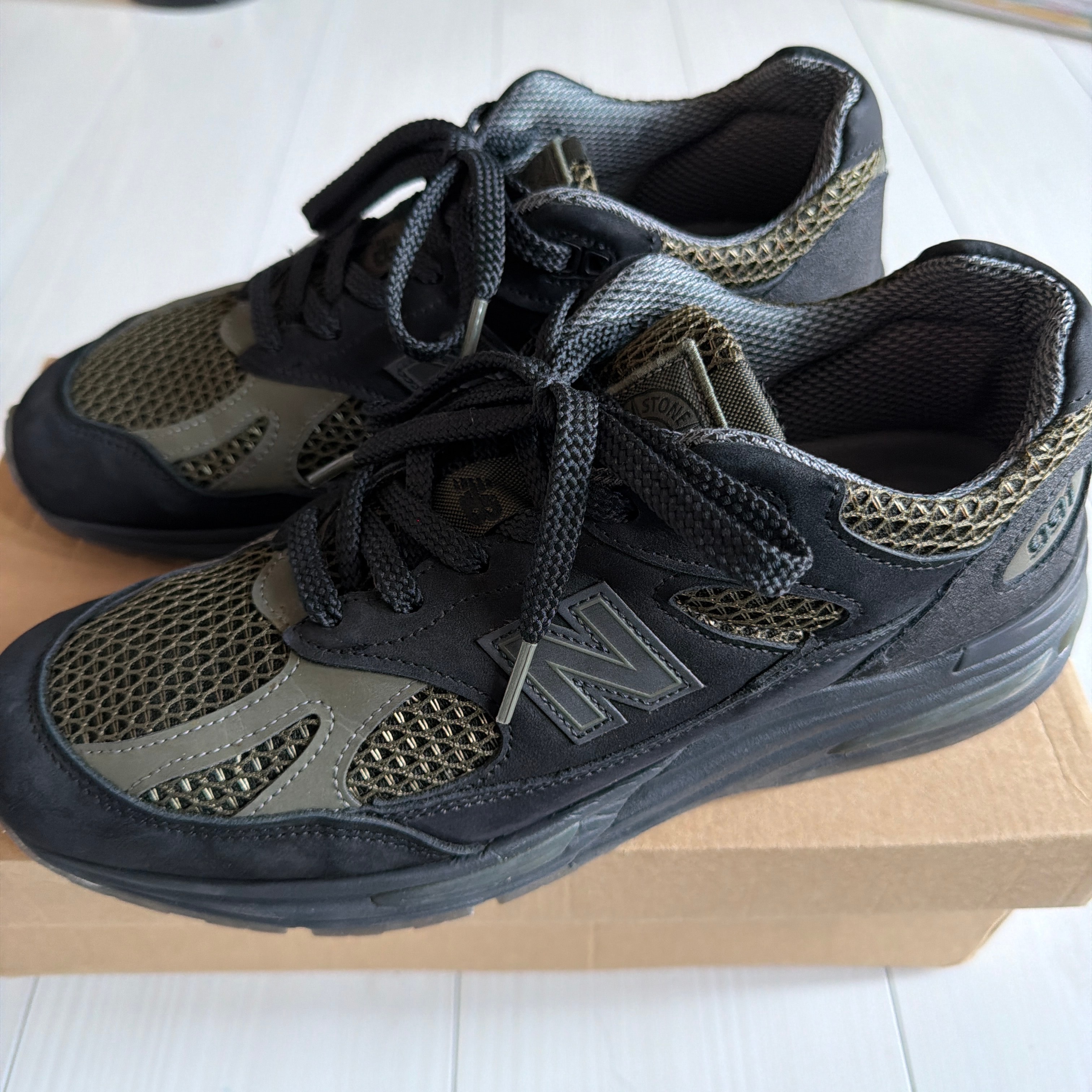 Stone Island × New Balance 991V2 "Black"