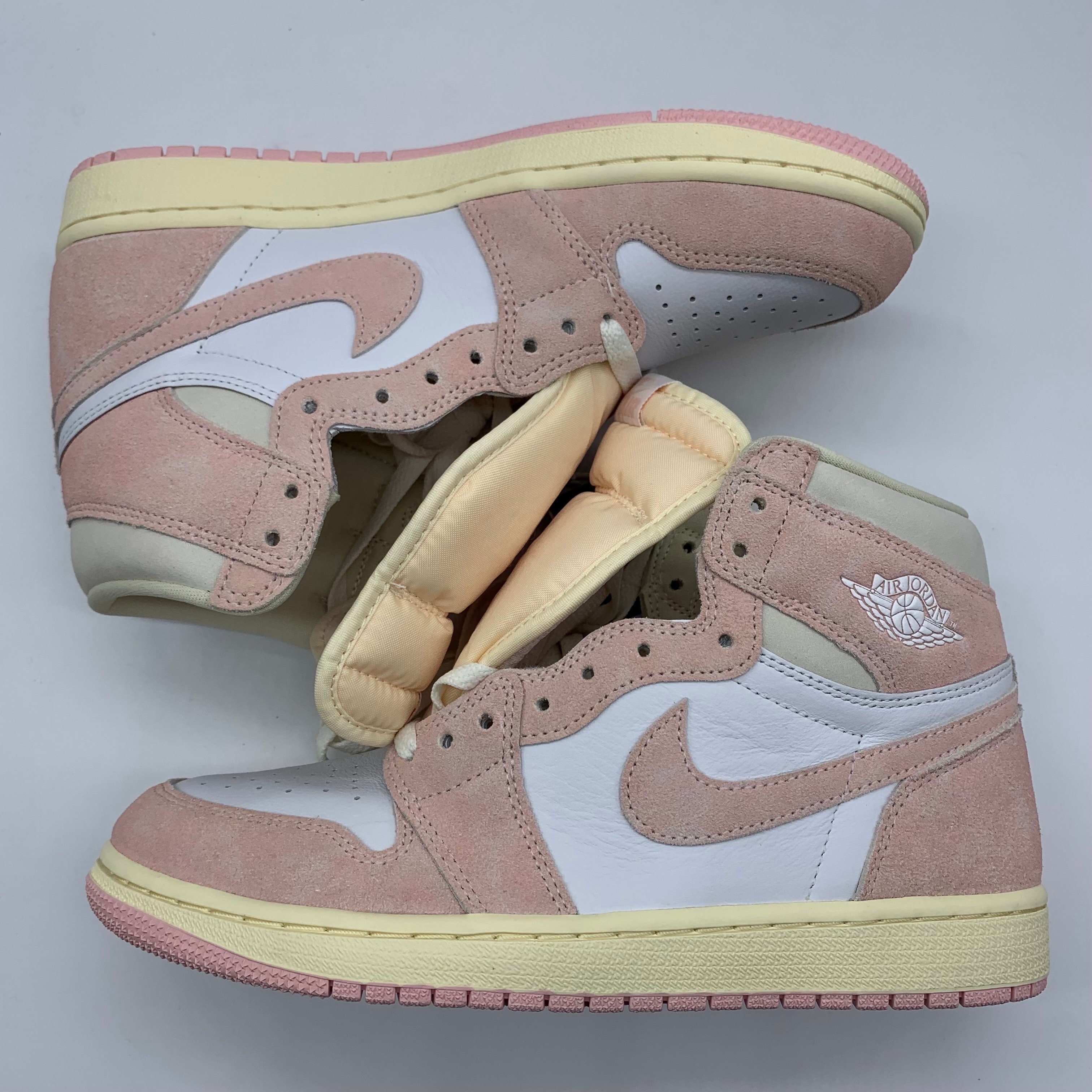 Nike Women's Air Jordan 1 Retro High OG "Washed Pink"