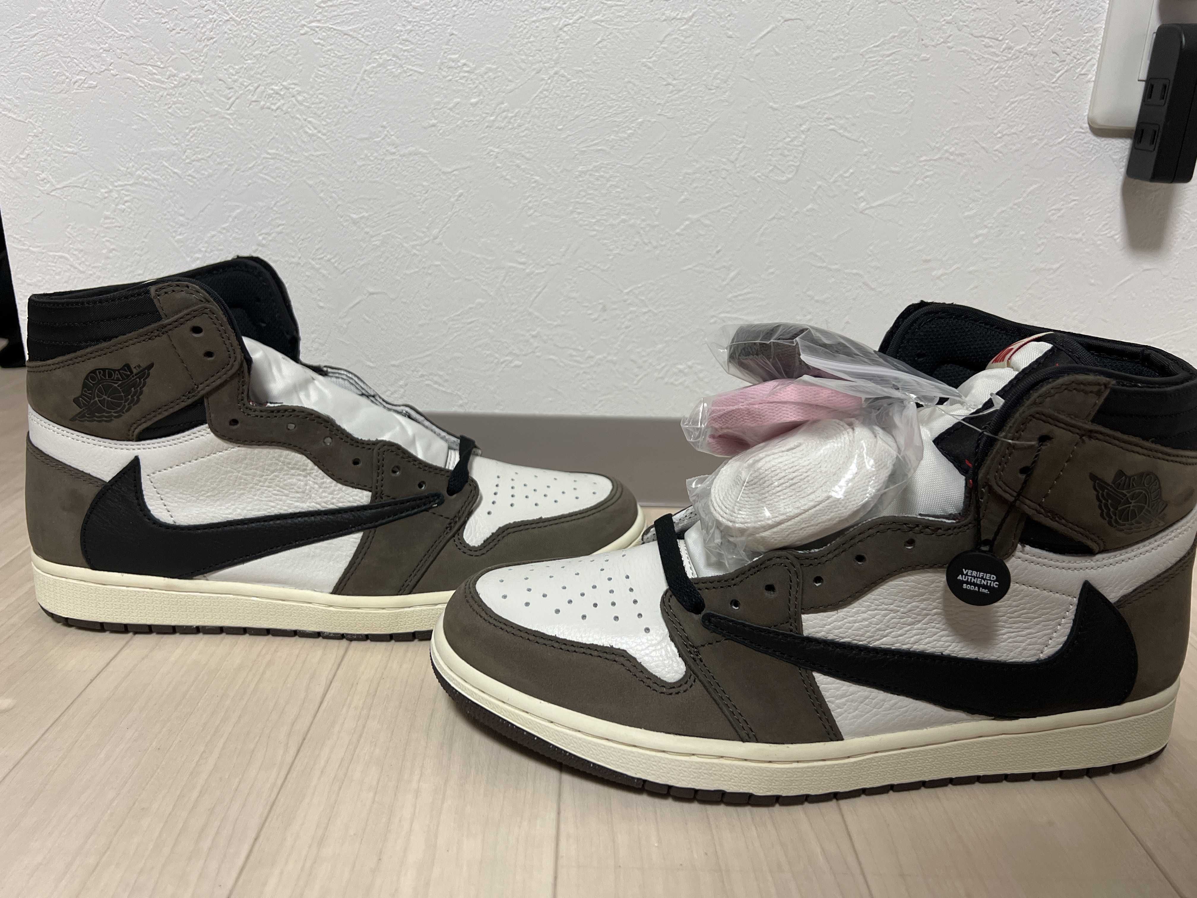 Travis Scott × Nike Air Jordan 1 Retro High OG TS SP "Sail/Dark Mocha"