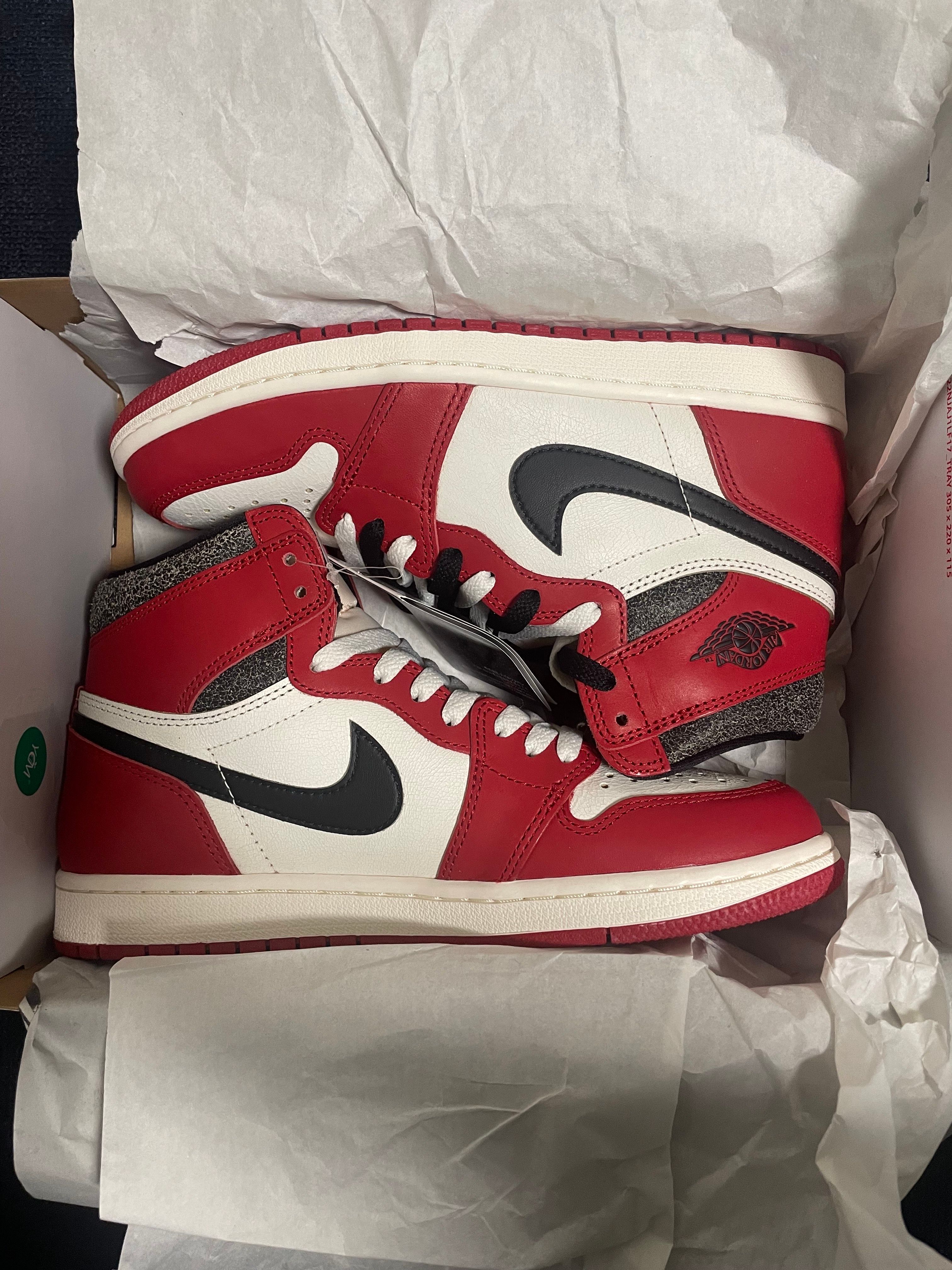 Nike Air Jordan 1 High OG "Lost & Found/Chicago"