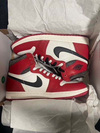 Nike Air Jordan 1 High OG "Lost & Found/Chicago"
