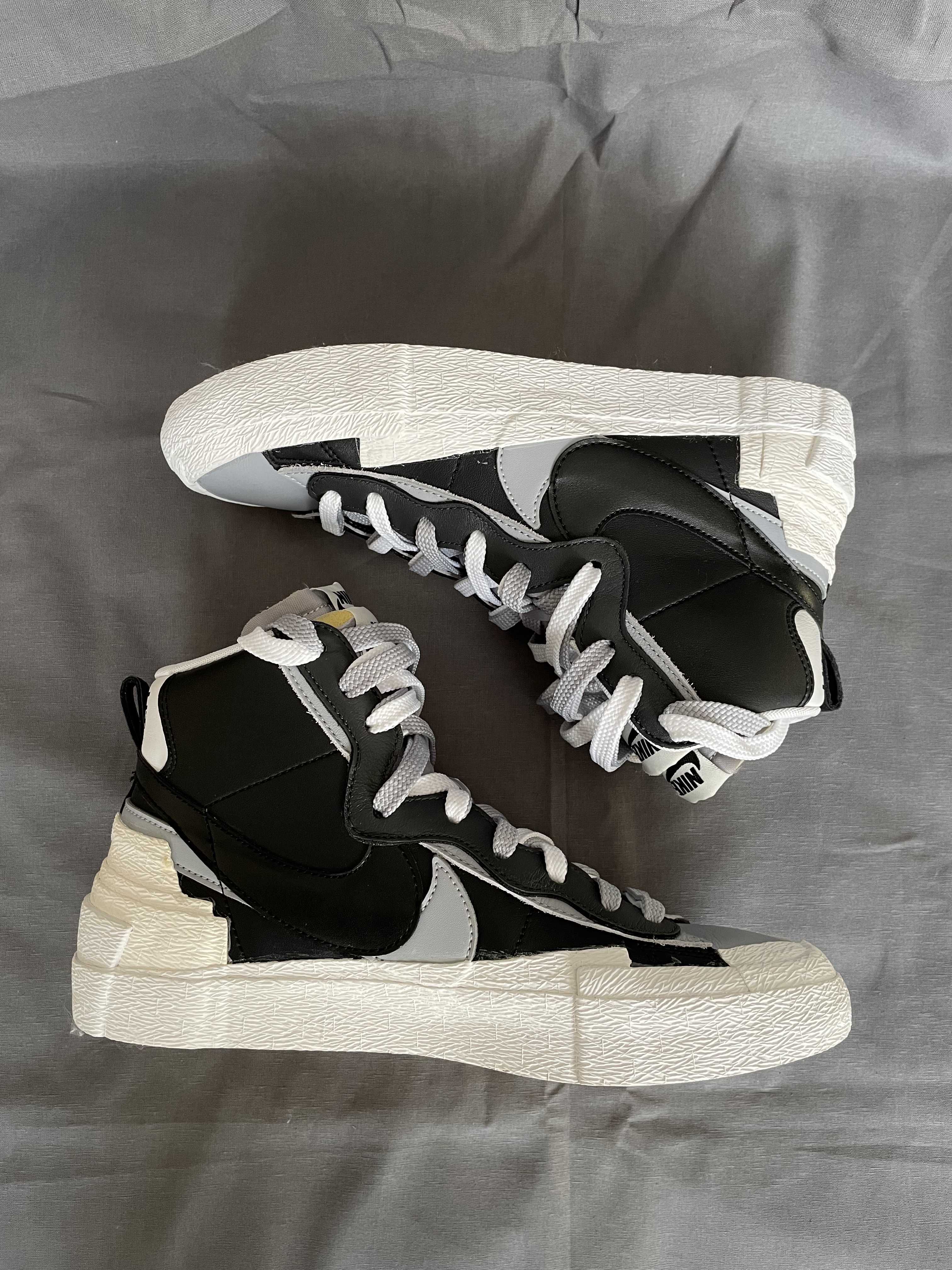 sacai × NIKE BLAZER MID "BLACK/WOLF GREY/WHITE"