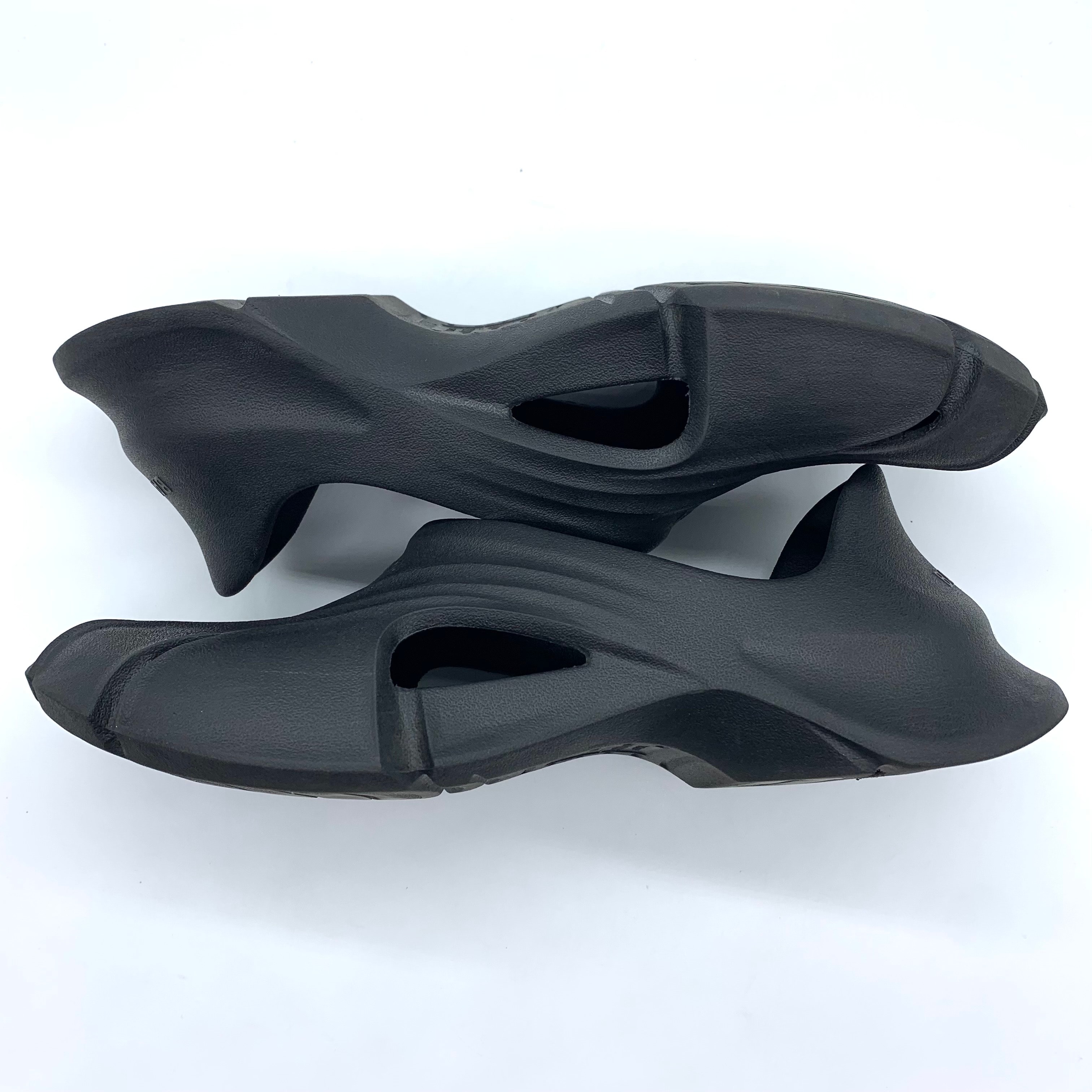 BALENCIAGA Mold Closed Rubber Sandals "Black"
