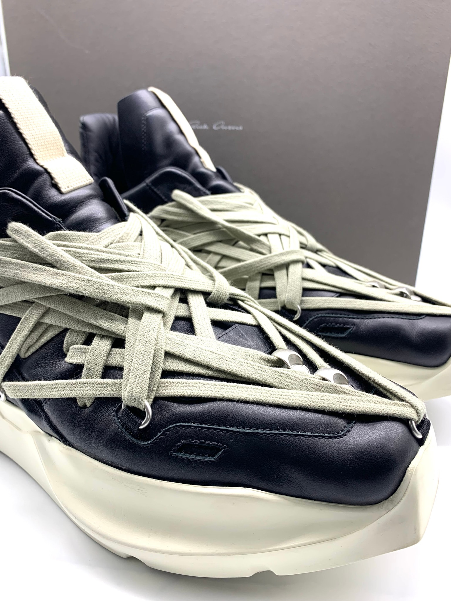 Rick Owens SS26 Megalace Geth Runner Full Grain Cow Leather "Black/Pearl/Milk"