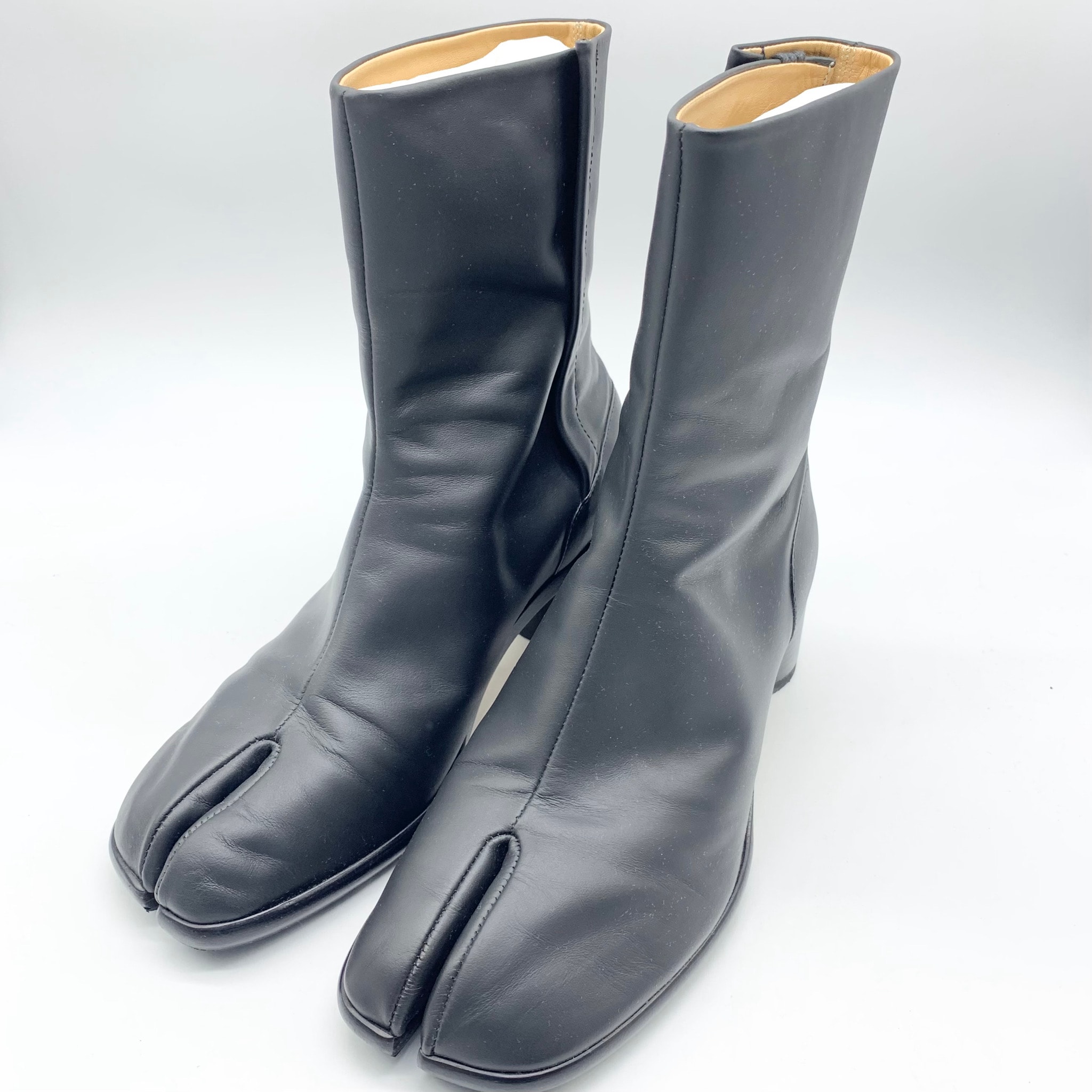Maison Margiela Tabi Ankle Boots "Black"