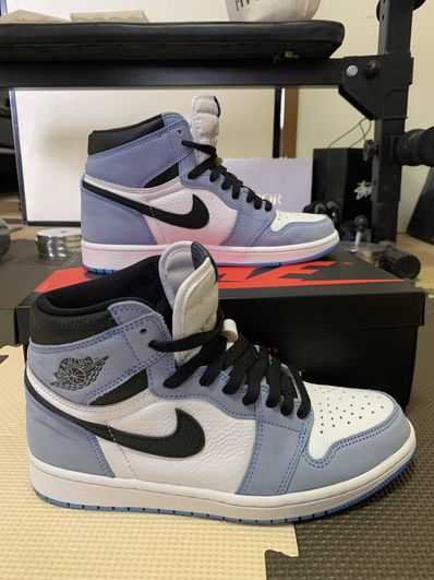 Nike Air Jordan 1 High OG "University Blue"