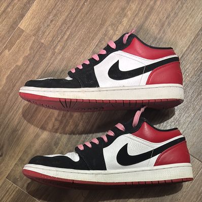 Nike Air Jordan 1 Low "Black Toe"
