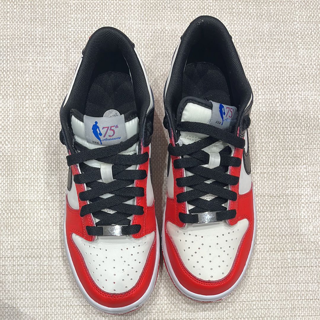 NBA × Nike Dunk Low EMB 75th Anniversary "Chicago Bulls"