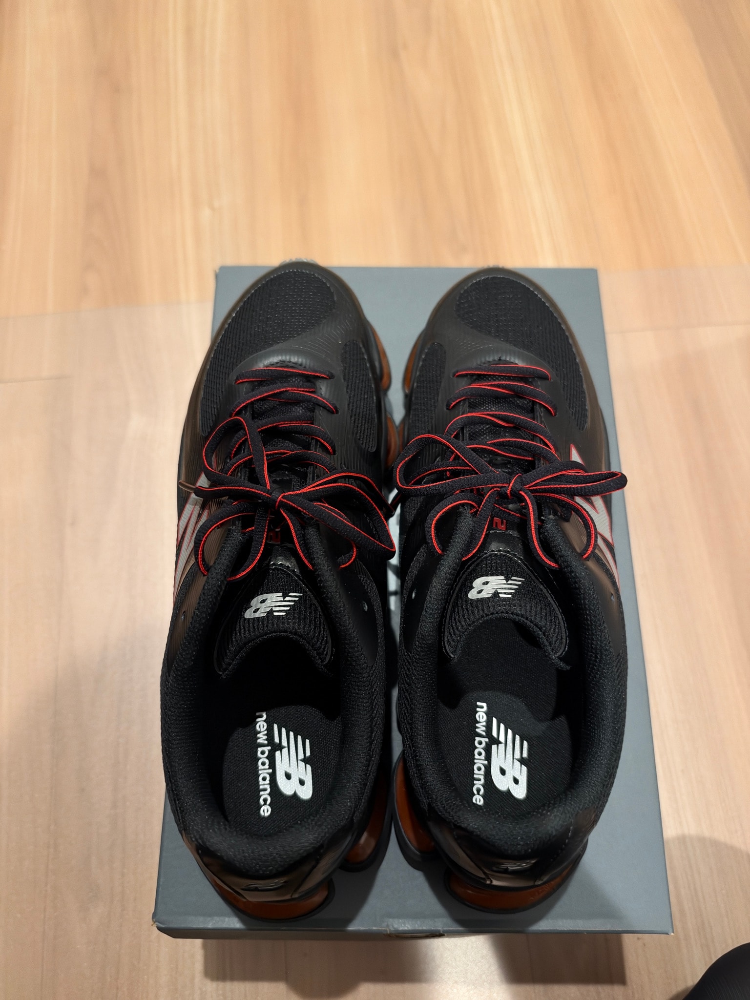 New Balance ABZORB 2000 Lunar New Year "Black/Shadow Red/Castlerock"