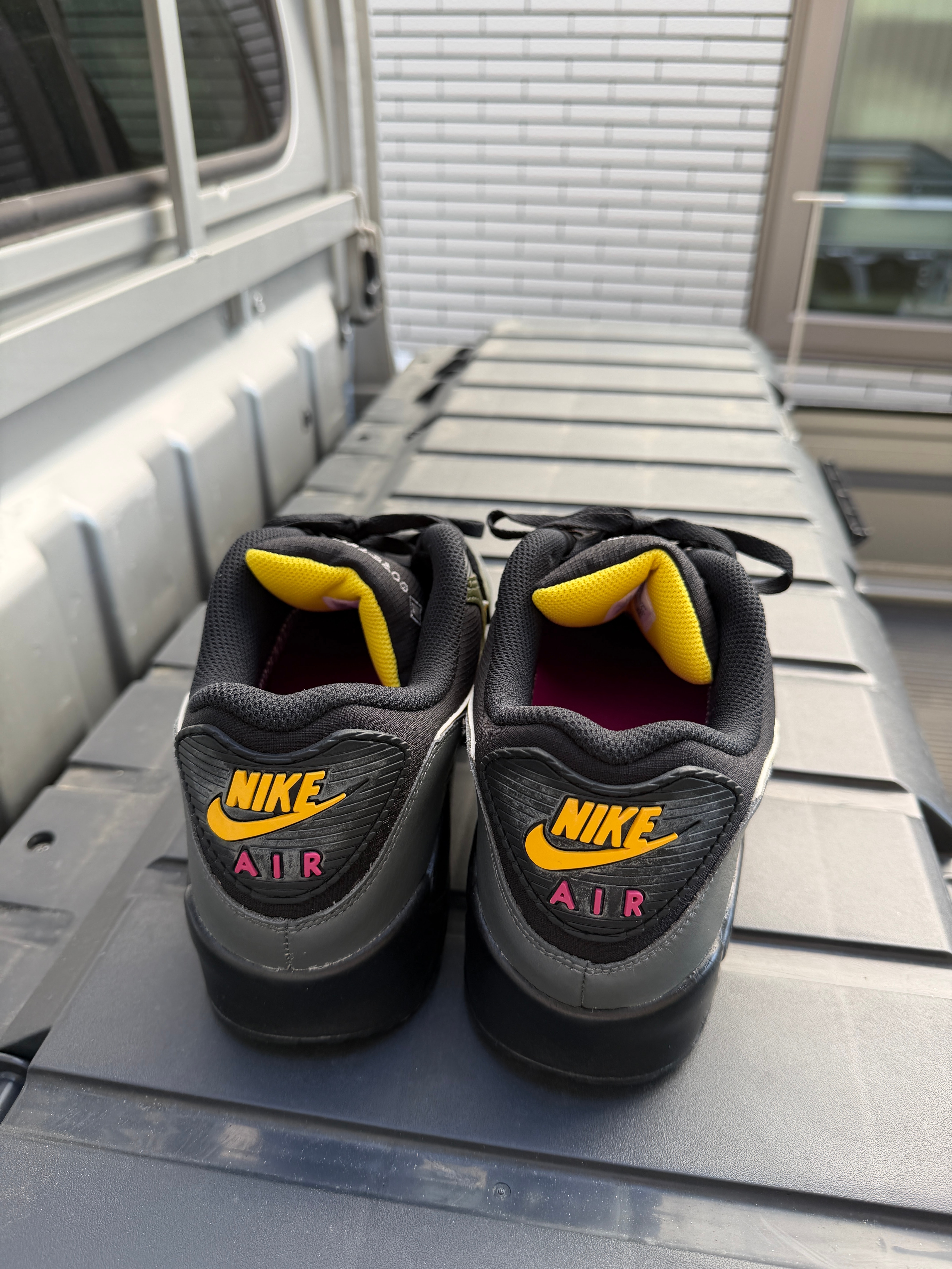 Nike Air Max 90 GORE-TEX "Cargo Khaki"