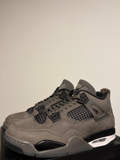 Nike Air Jordan 4 Retro "Cave Stone"