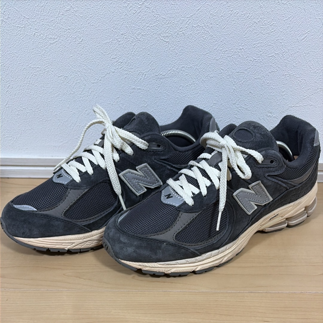 ニューバランス 2002R "ファントム"