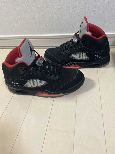 Supreme × Nike Air Jordan 5 Retro "Black"