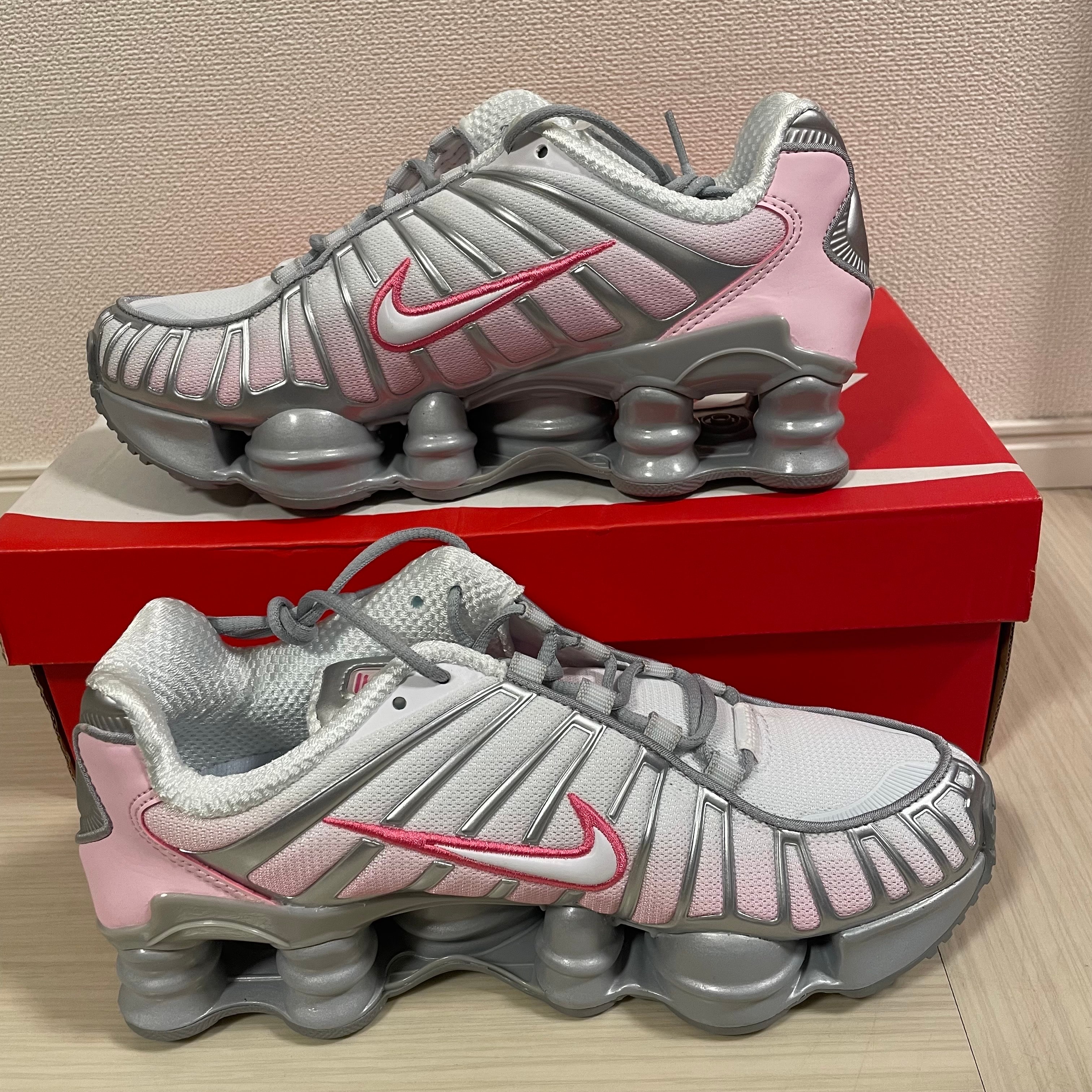 ナイキ ウィメンズ ショックス TL 