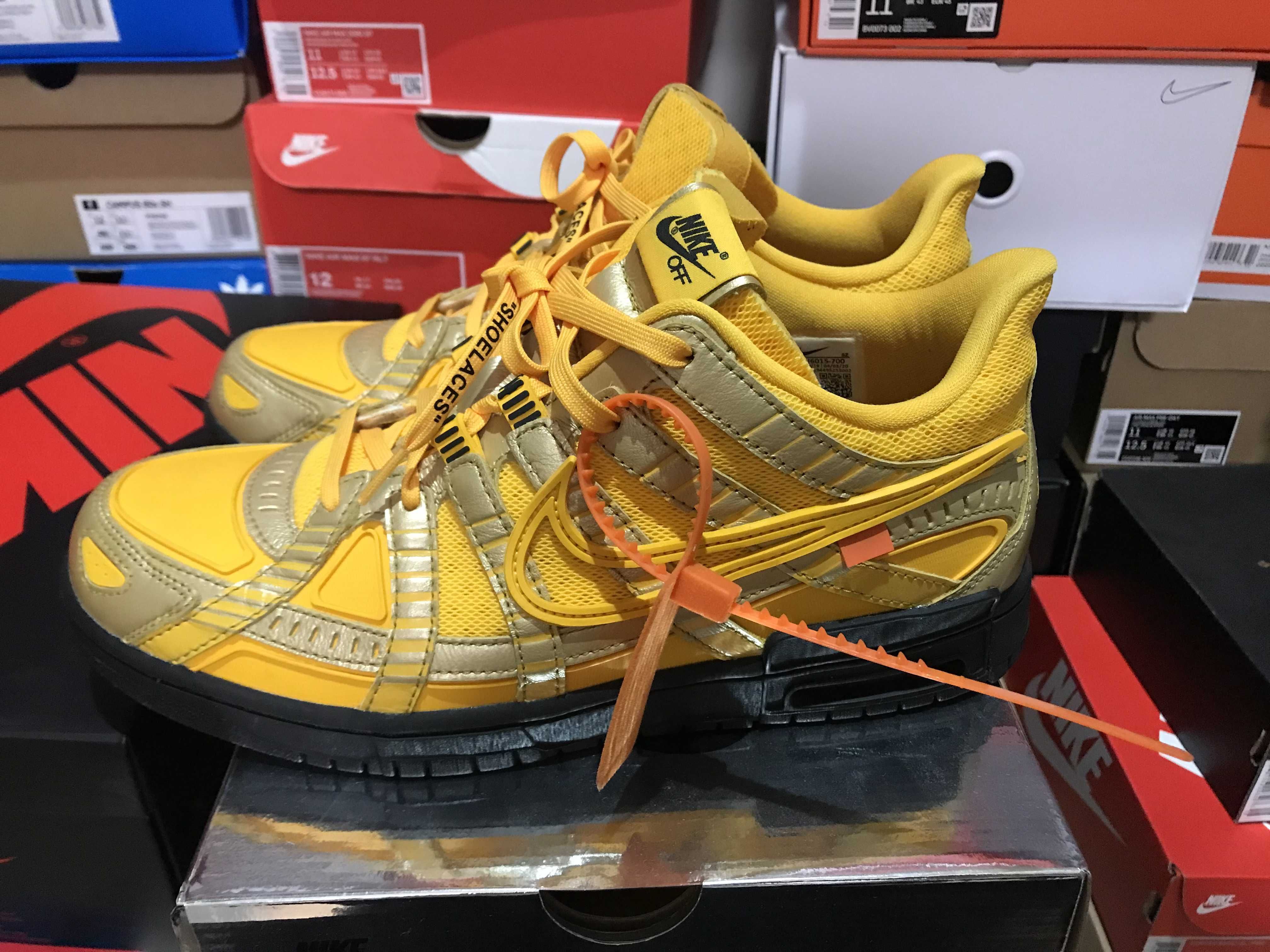 Off-White × Nike Air Rubber Dunk "University Gold"
