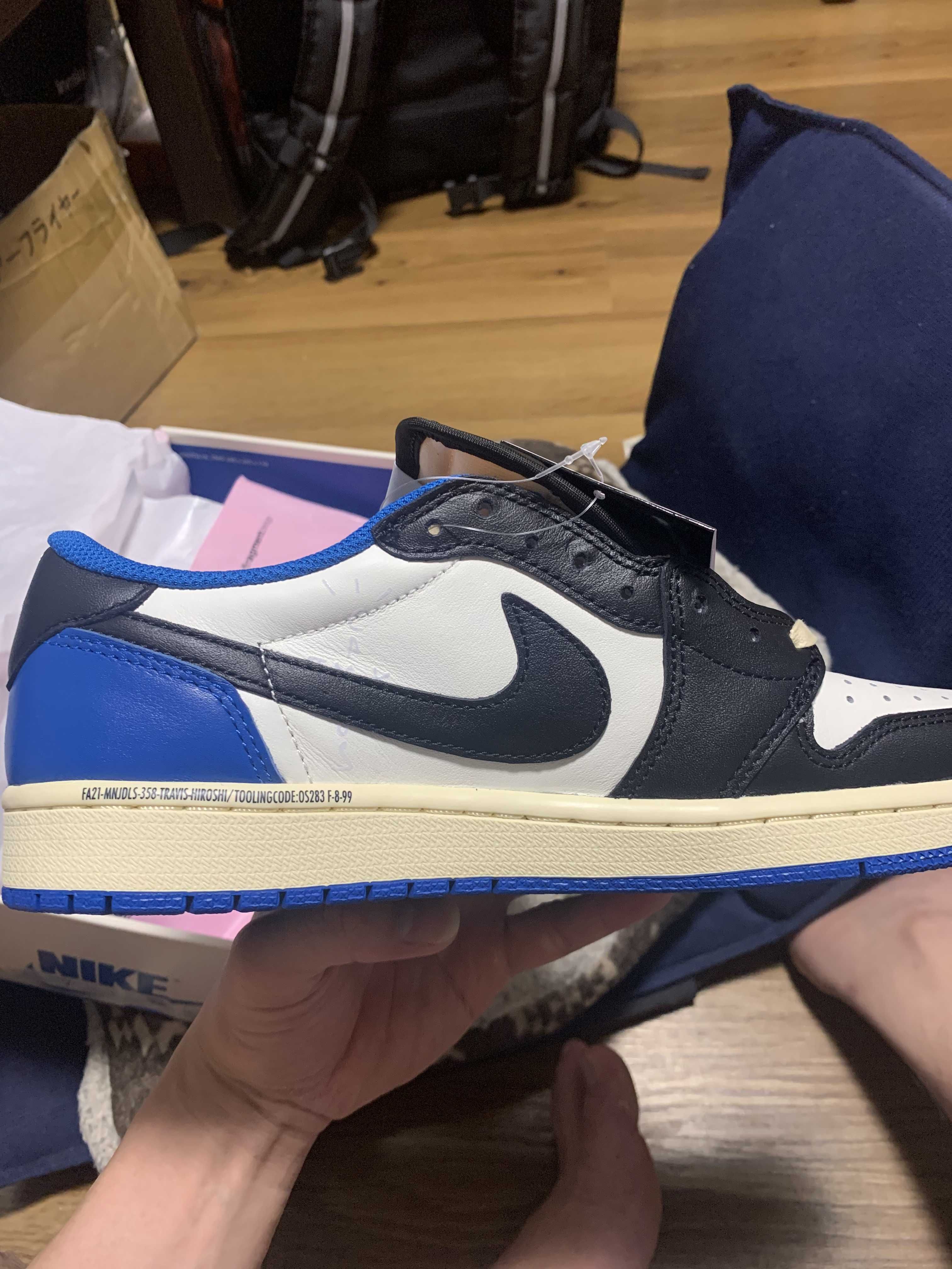 Travis Scott × fragment design × Nike Air Jordan 1 Low OG SP "Military Blue"