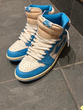 2025年最新】エアジョーダン1/AJ1 人気・新作/新品・中古通販 2025年最新】エアジョーダン1/AJ1 人気・新作/新品・中古通販