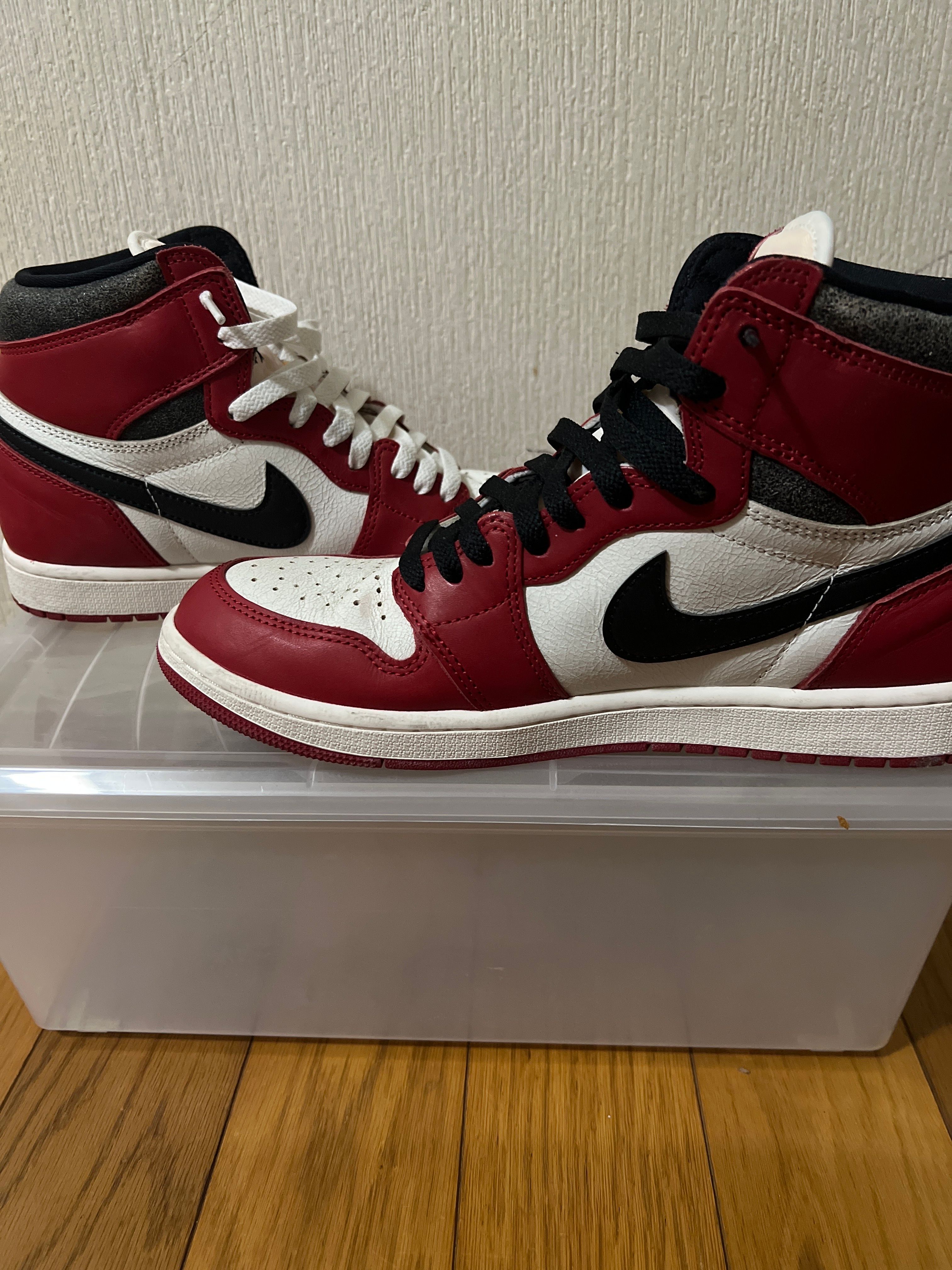 Nike Air Jordan 1 High OG "Lost & Found/Chicago"