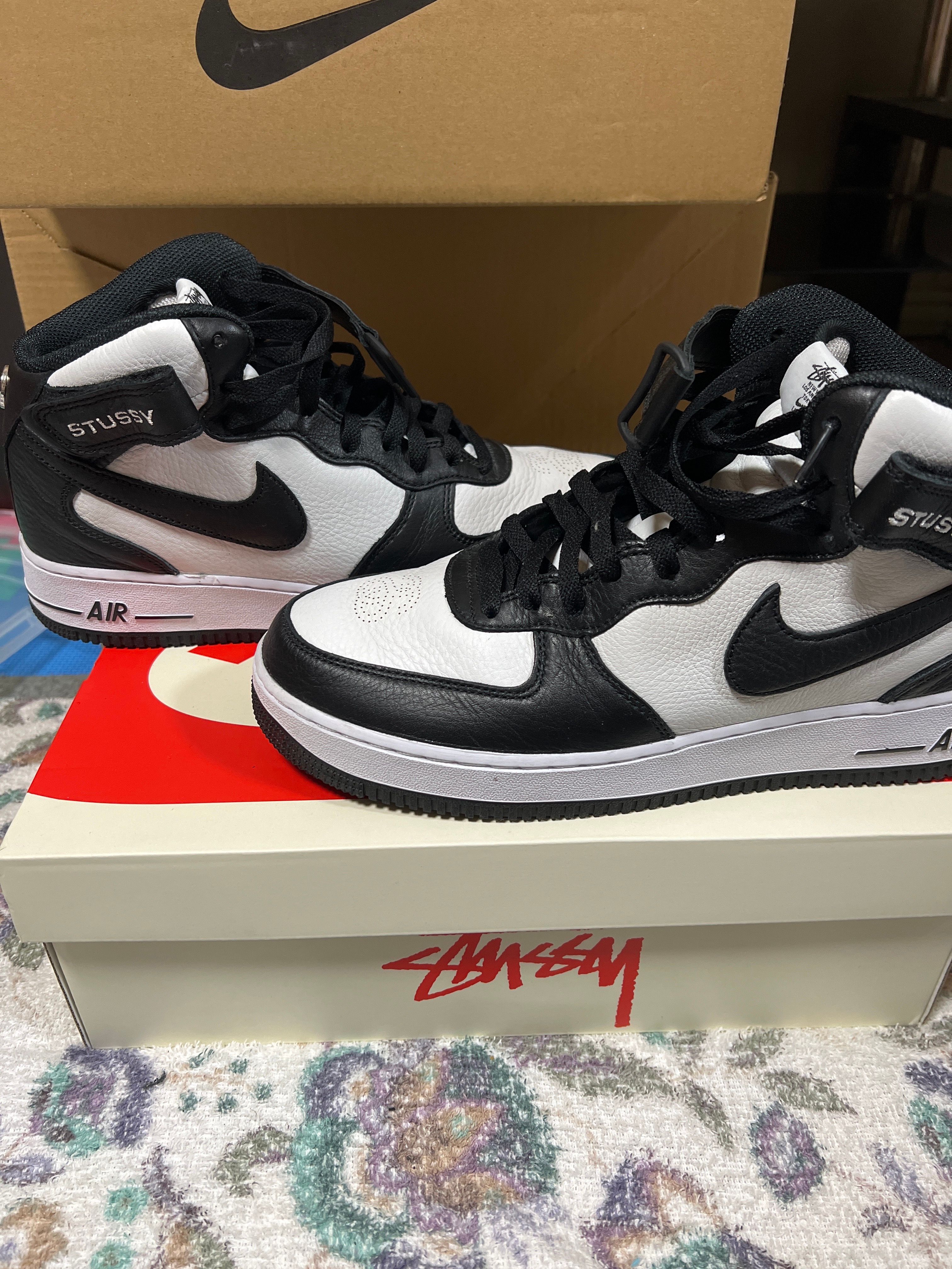 Stussy × Nike Air Force 1 Mid "Black and Light Bone"