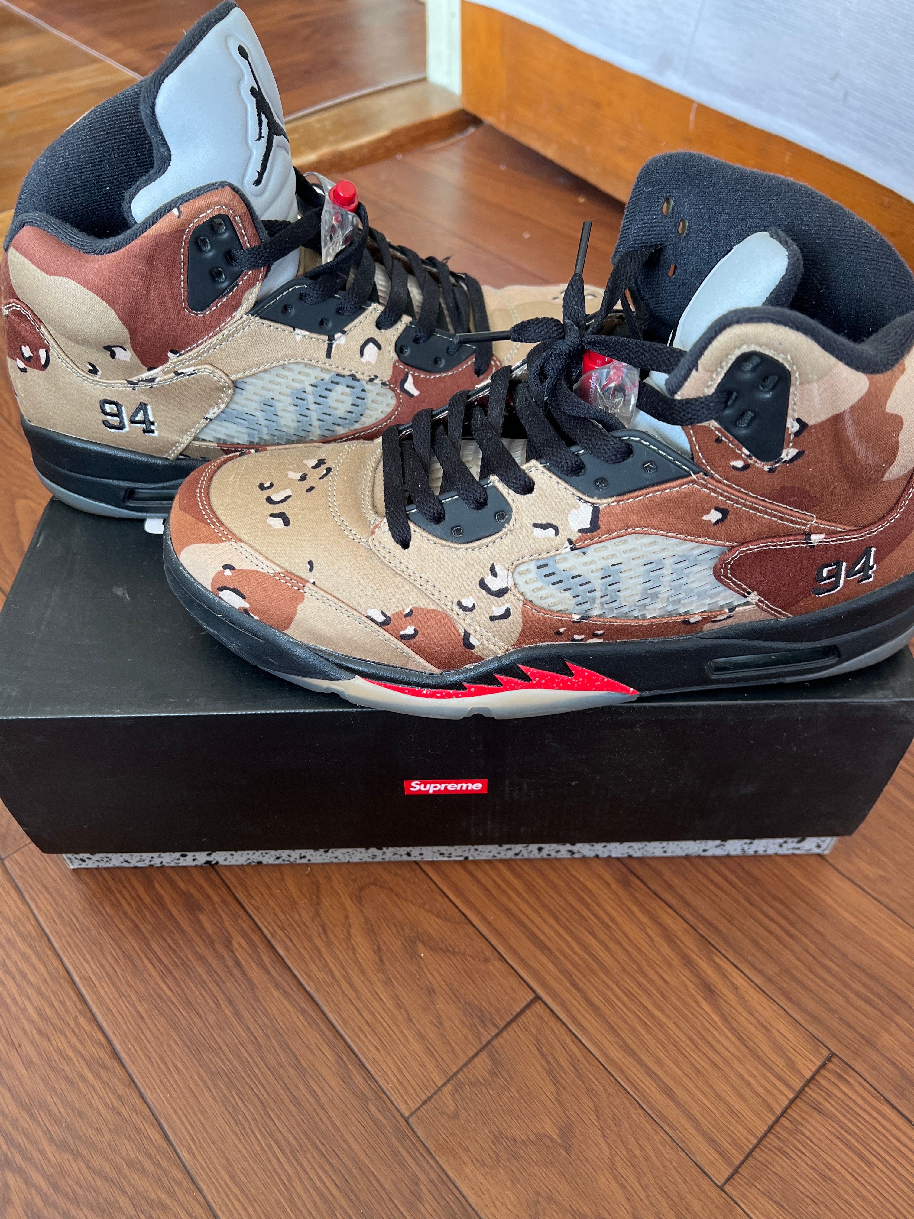 Supreme × Nike Air Jordan 5 Retro "Desert Camo"