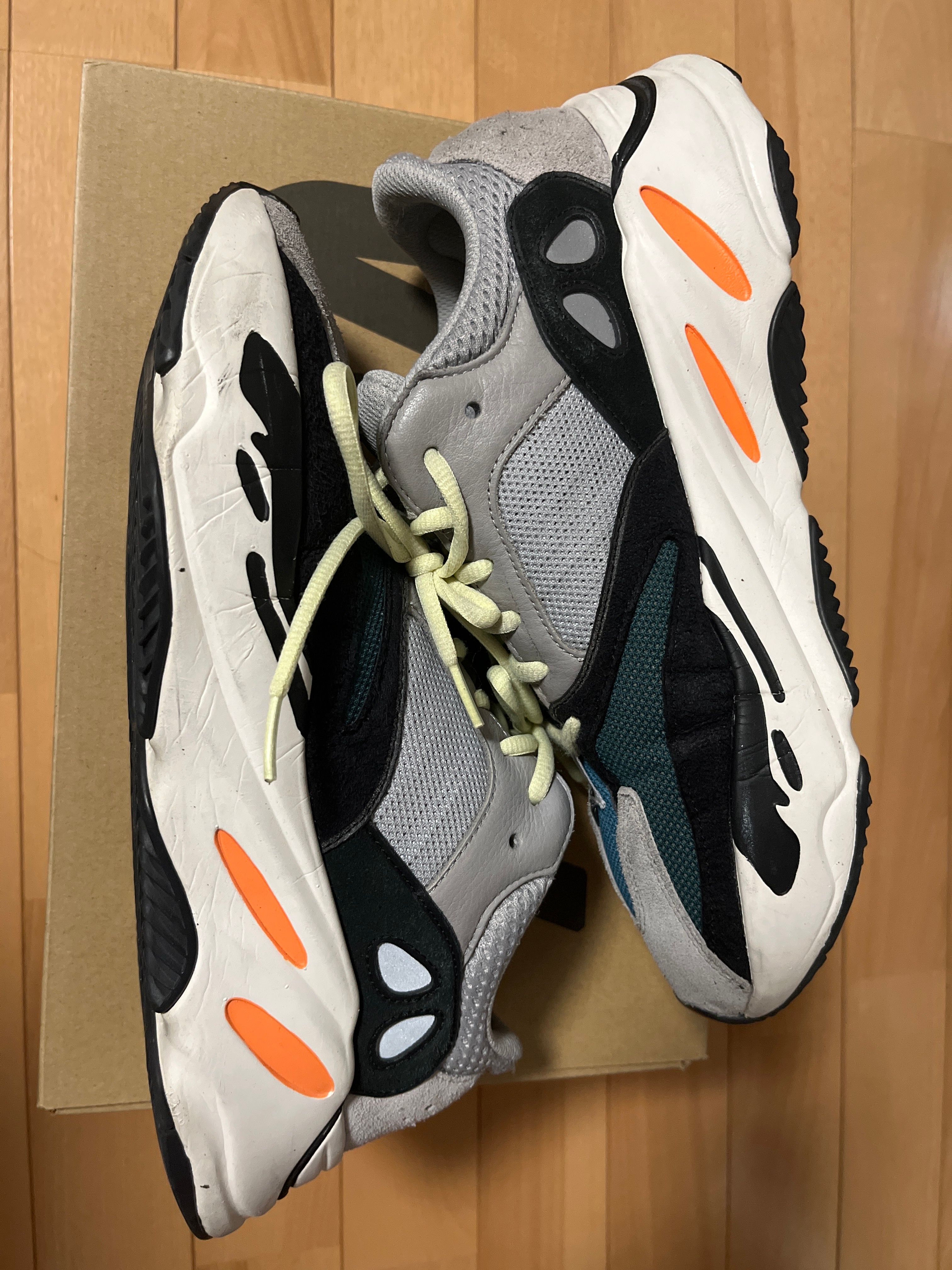 adidas YEEZY Boost 700 "Wave Runner"