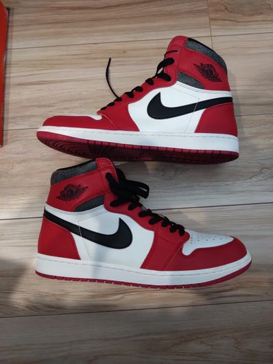 Nike Air Jordan 1 High OG "Lost & Found/Chicago"