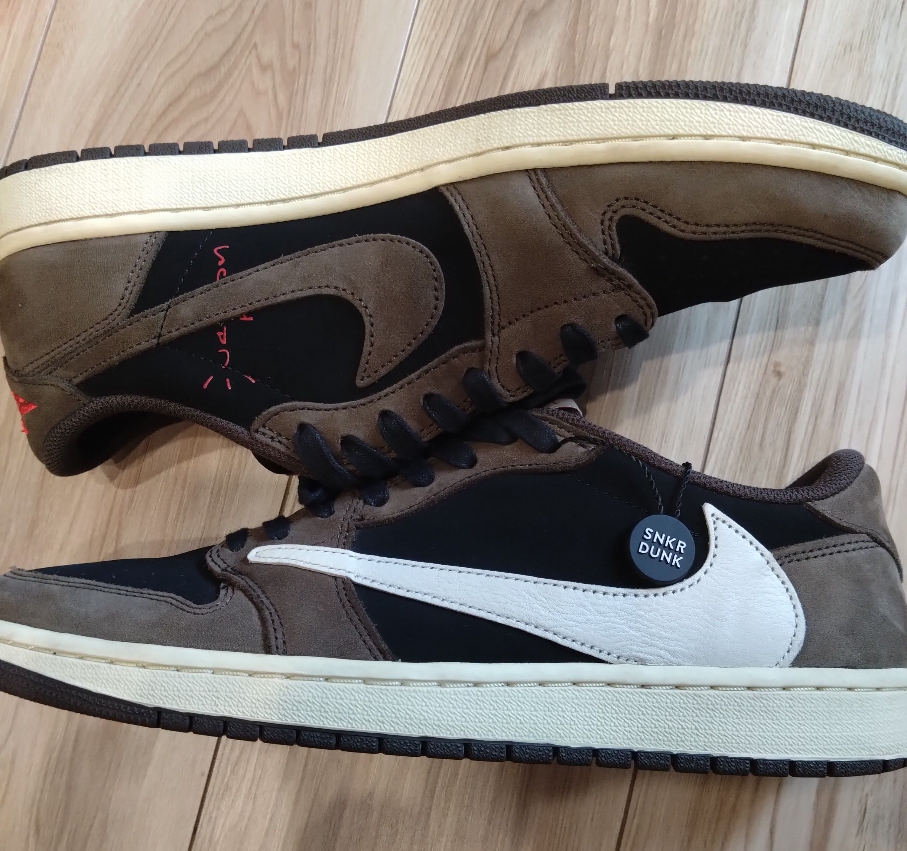 Travis Scott × Nike Air Jordan 1 Low OG SP-T "Black/Dark Mocha"