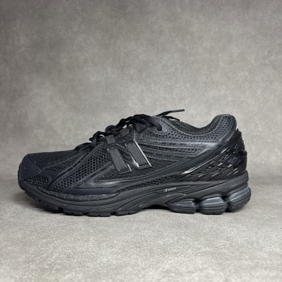 COMME des GARCONS HOMME × New Balance 1906R "Black"