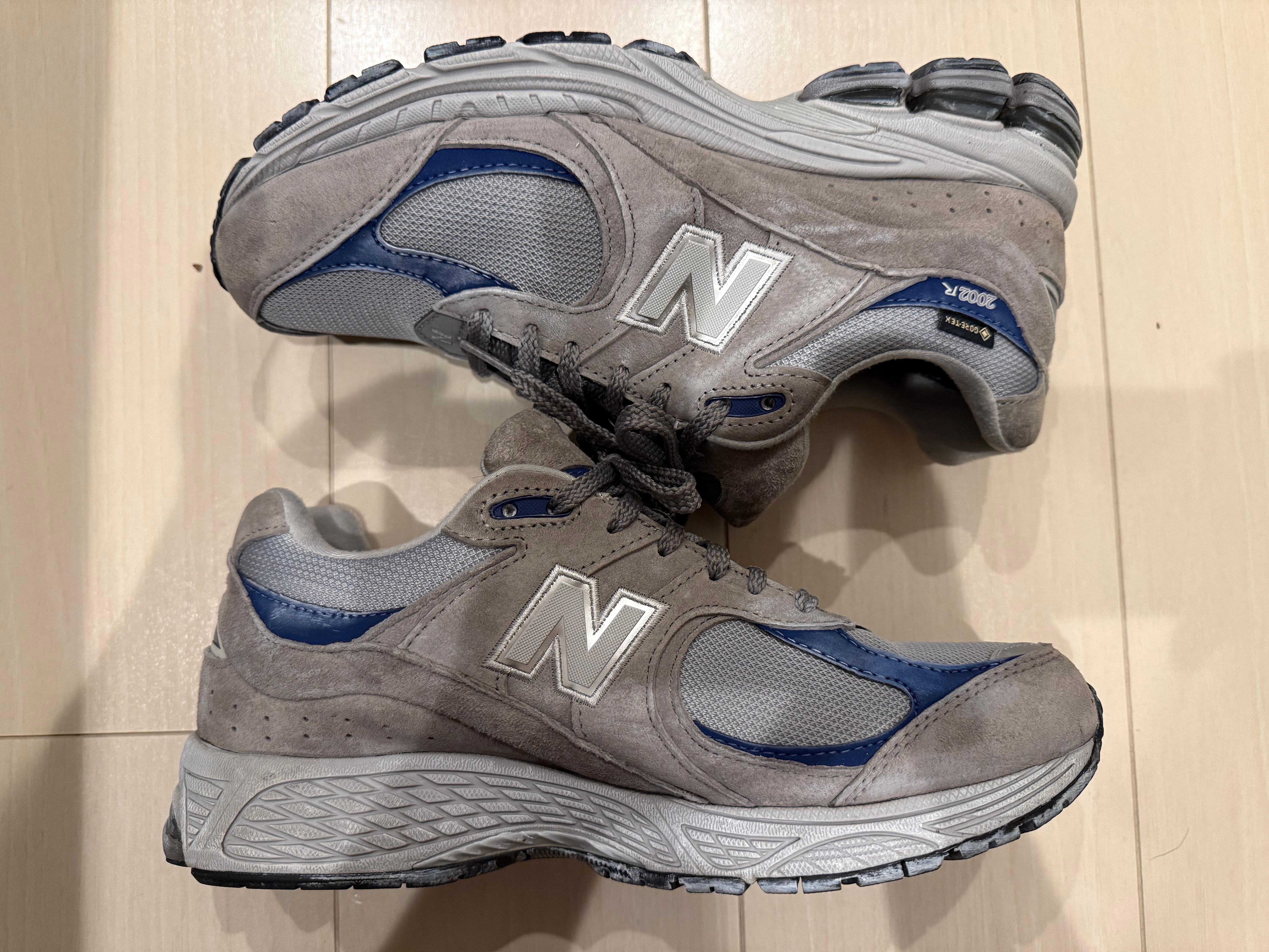 New Balance 2002R "Light Gray"