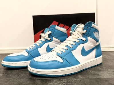Nike Air Jordan 1 Retro High "UNC"