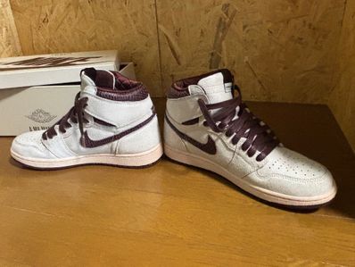 A Ma Maniere × Nike Air Jordan 1 Retro High OG "Sail and Burgundy"