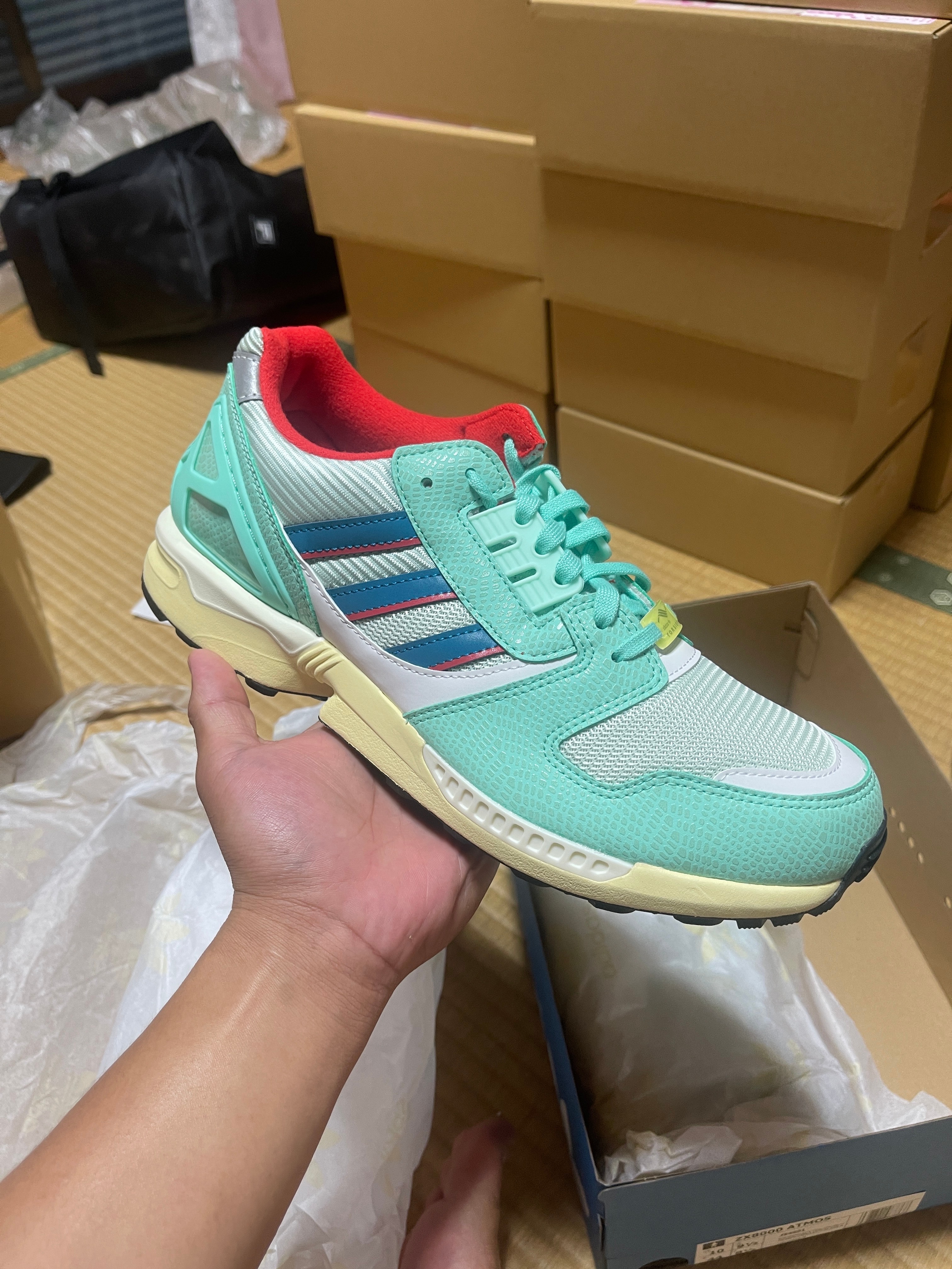アトモス × アディダスオリジナルス ZX8000 