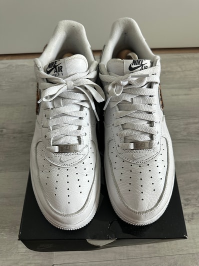 GOODENOUGH × Supreme × Nike Air Force 1 Low "White/Leopard" (25SS Week15)