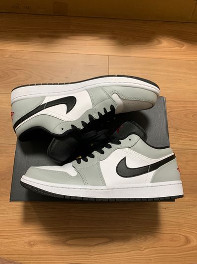NIKE AIR JORDAN 1 LOW "LIGHT SMOKE GREY"