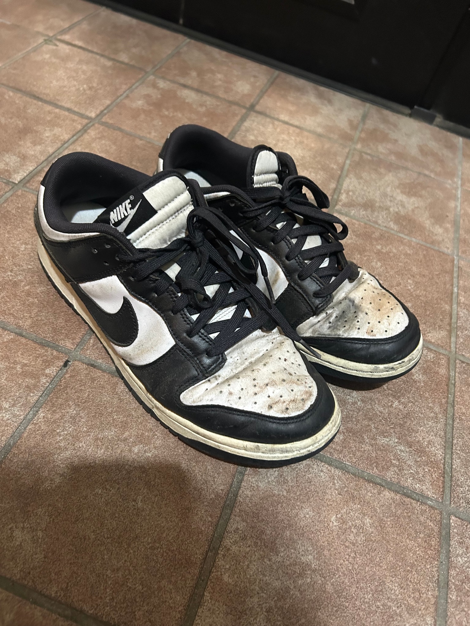 Nike Dunk Low Retro "Panda/White/Black"
