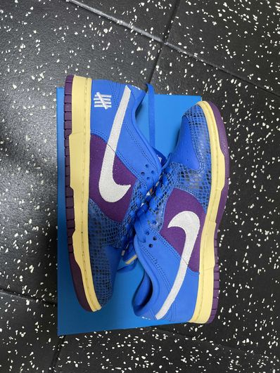 UNDEFEATED × Nike Dunk Low SP "Royal"