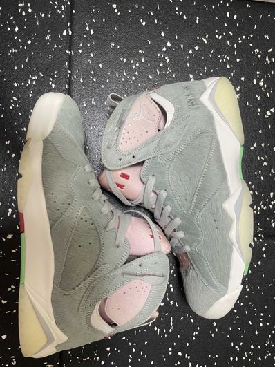 Nike Air Jordan 7 SE "Hare 2.0"