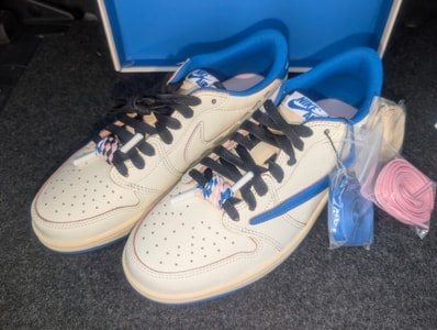 Travis Scott × fragment design × Nike Air Jordan 1 Low OG "Sail/Military Blue"