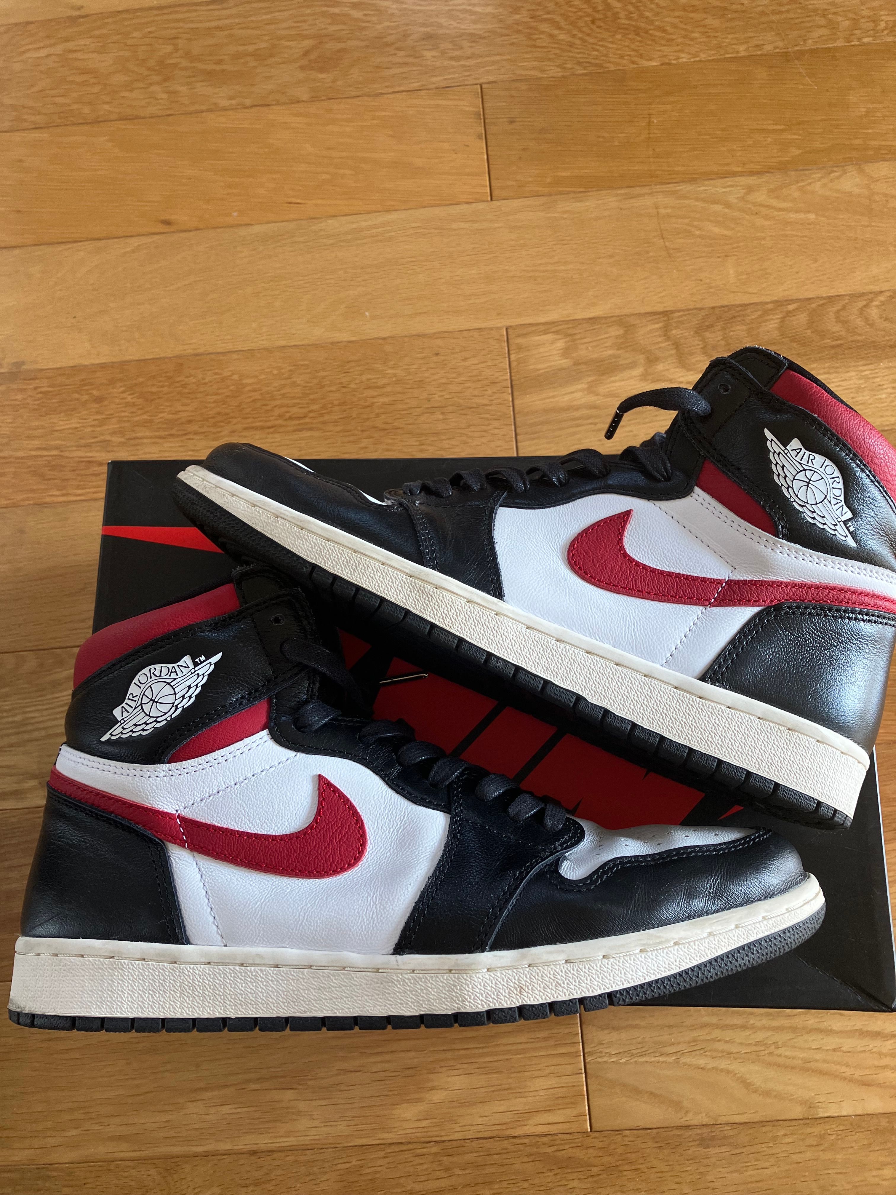 Nike Air Jordan 1 Retro High "Black/White/Sail/Gym Red"    