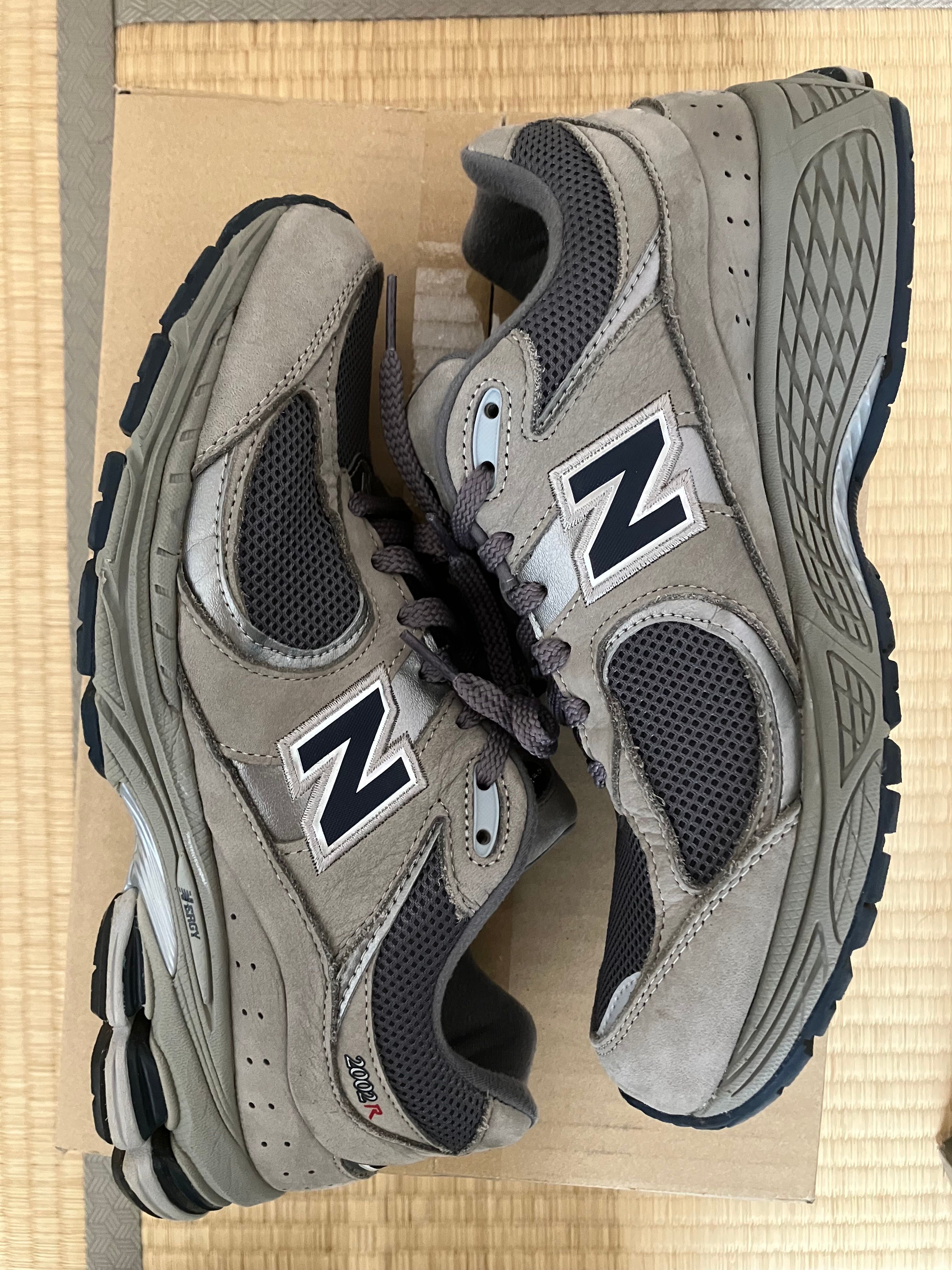 New Balance 2002R "Gray"