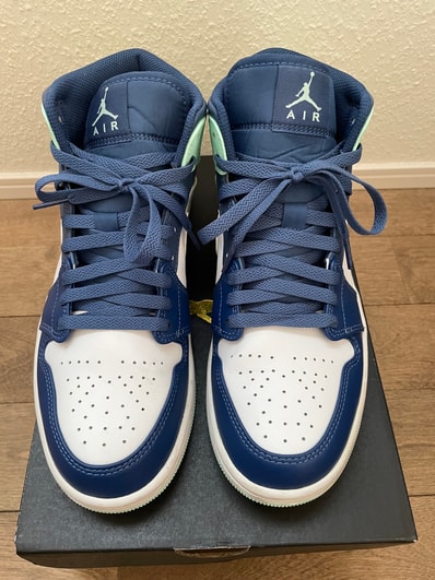 Nike Air Jordan 1 Mid "Blue Mint"