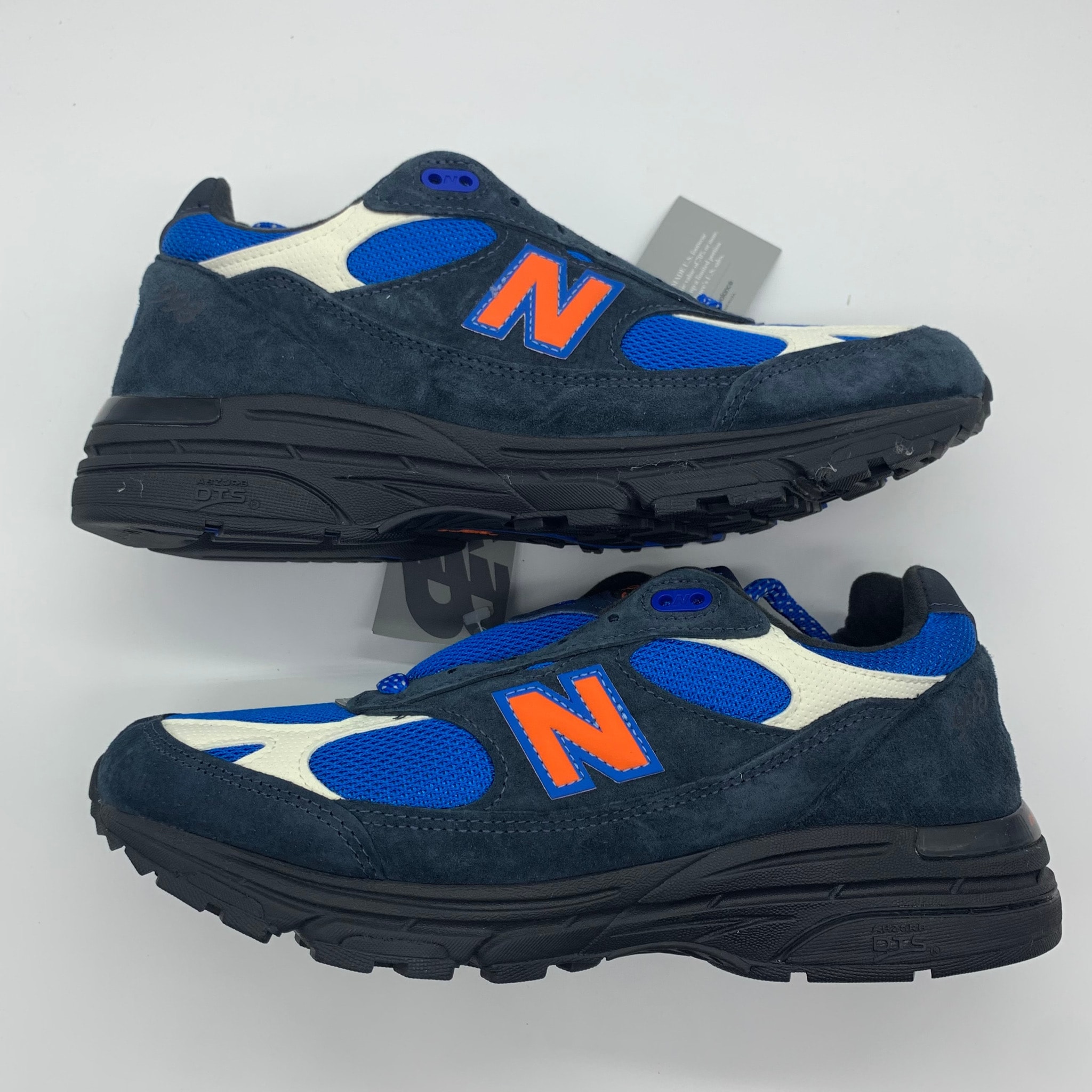 KITH × New Balance 993 Madison Square Garden "Navy/Princess Blue"