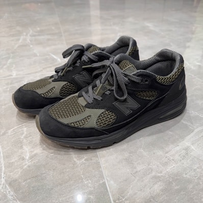 Stone Island × New Balance 991V2 "Black"