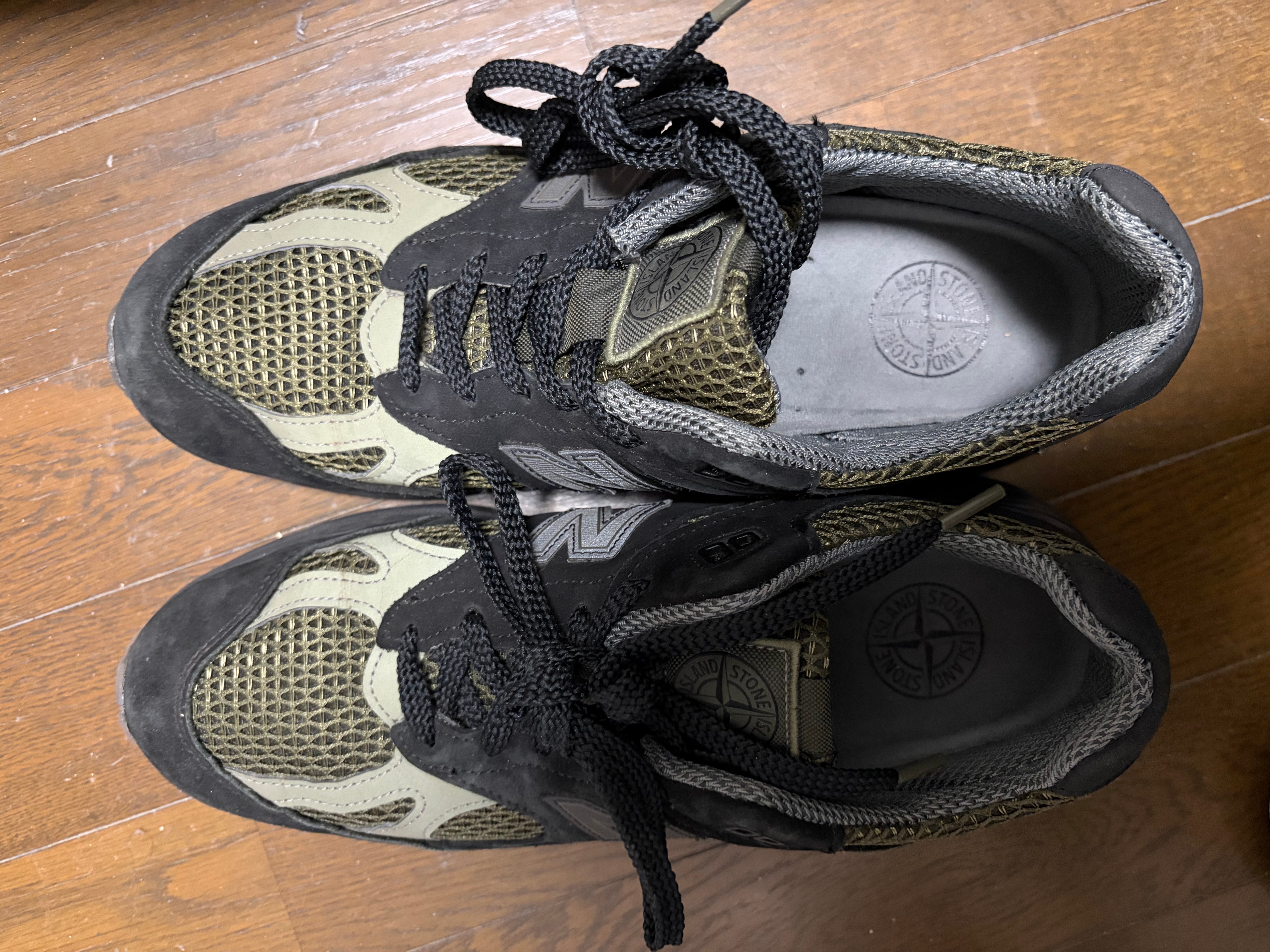 ストーンアイランド × ニューバランス 991V2 "ブラック"