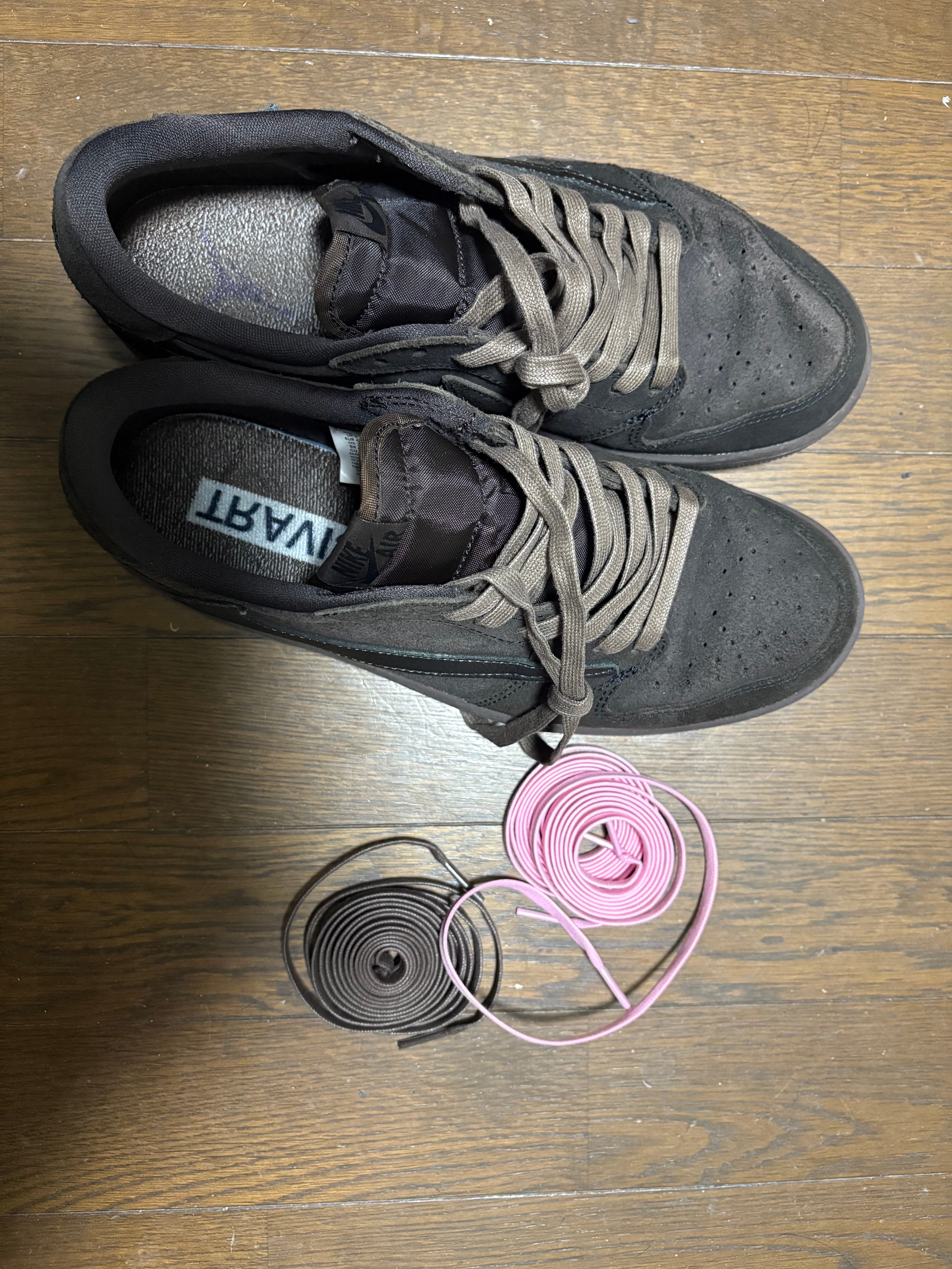 Travis Scott × Nike Air Jordan 1 Low OG SP "Velvet Brown and Dark Mocha"