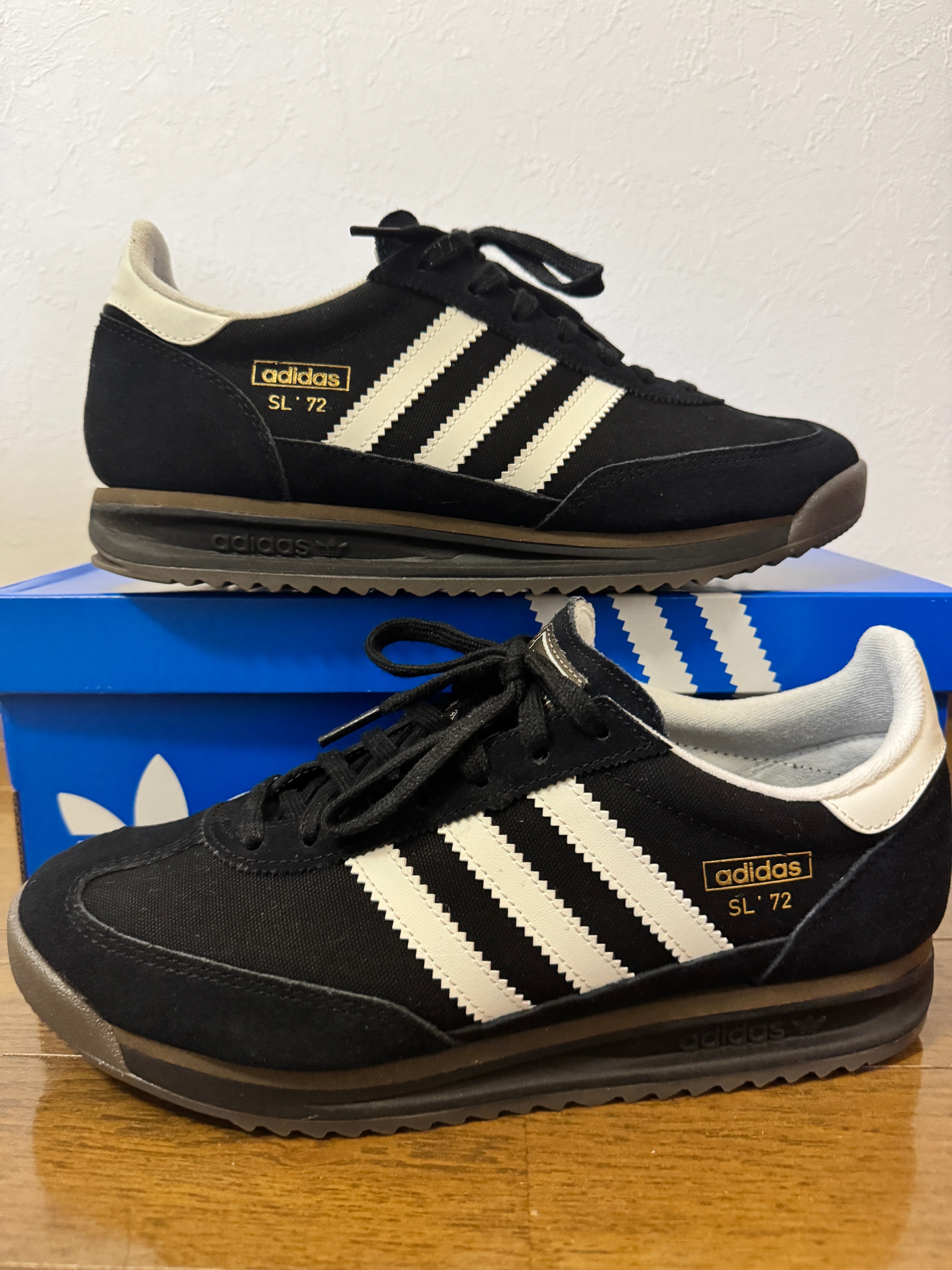 アディダス SL72 RS "コアブラック/オフホワイト/カーゴブラウン"