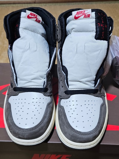 Travis Scott × Nike Air Jordan 1 Retro High OG TS SP "Sail/Dark Mocha"