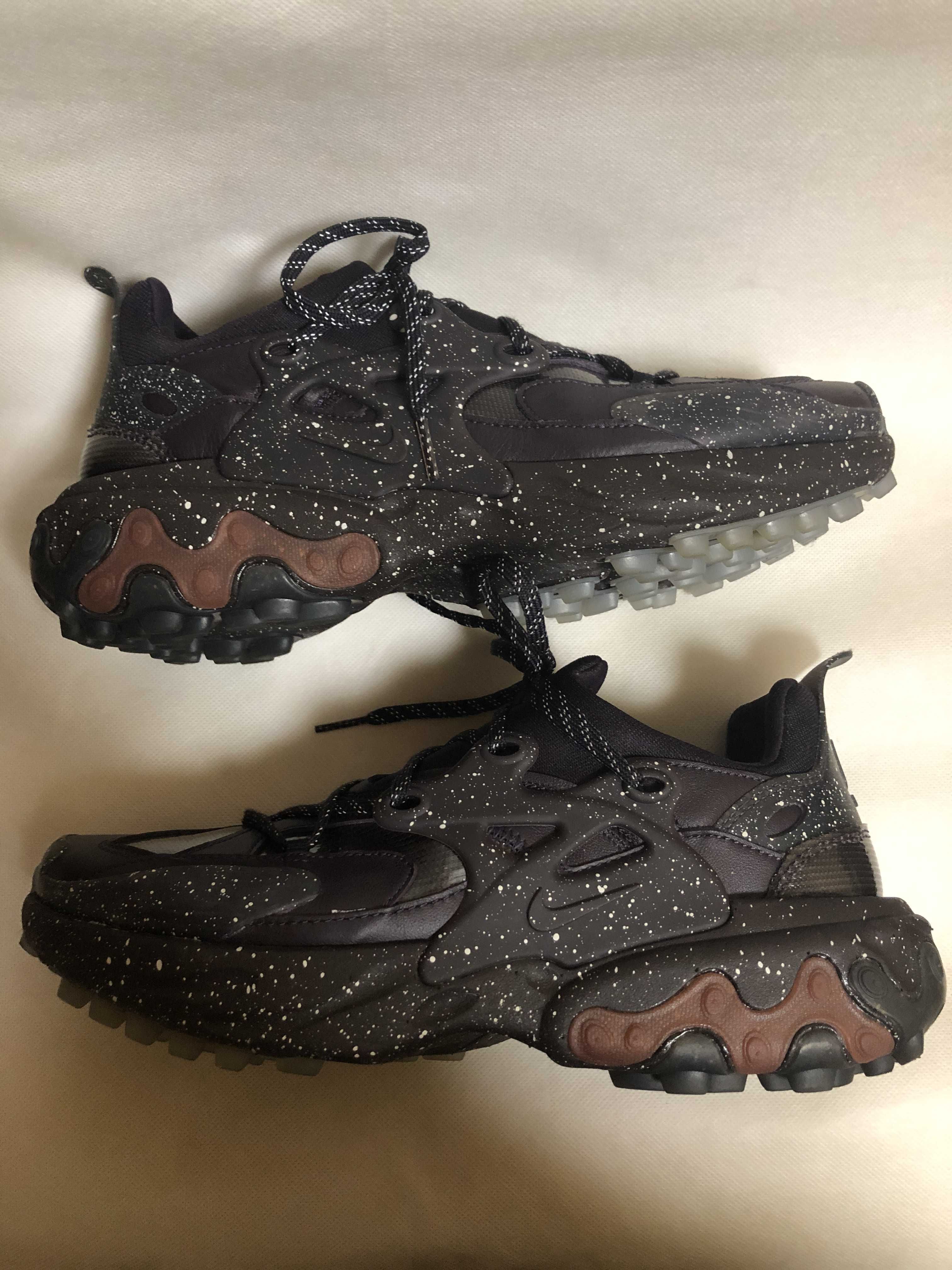 UNDERCOVER × NIKE REACT PREST "MAHOGANY/WHITE/BROWN"